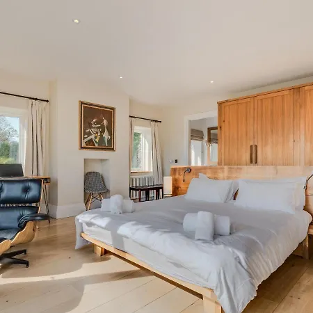 9 Bed In Cockermouth Sz570 *